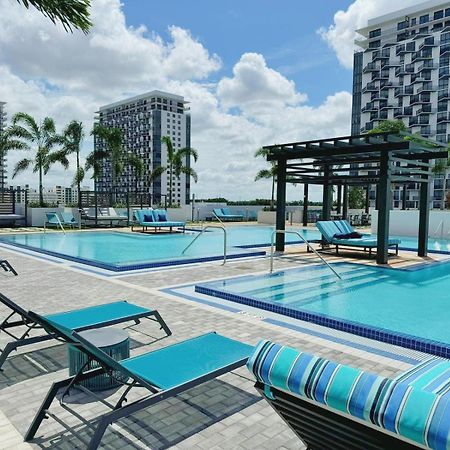 Cozy 1- 1 Bedroom Steps From Downtown Doral Park Miami Eksteriør bilde