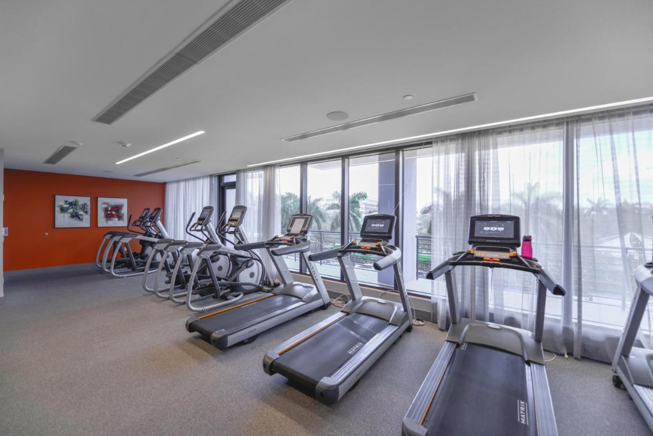 Cozy 1- 1 Bedroom Steps From Downtown Doral Park Miami Eksteriør bilde