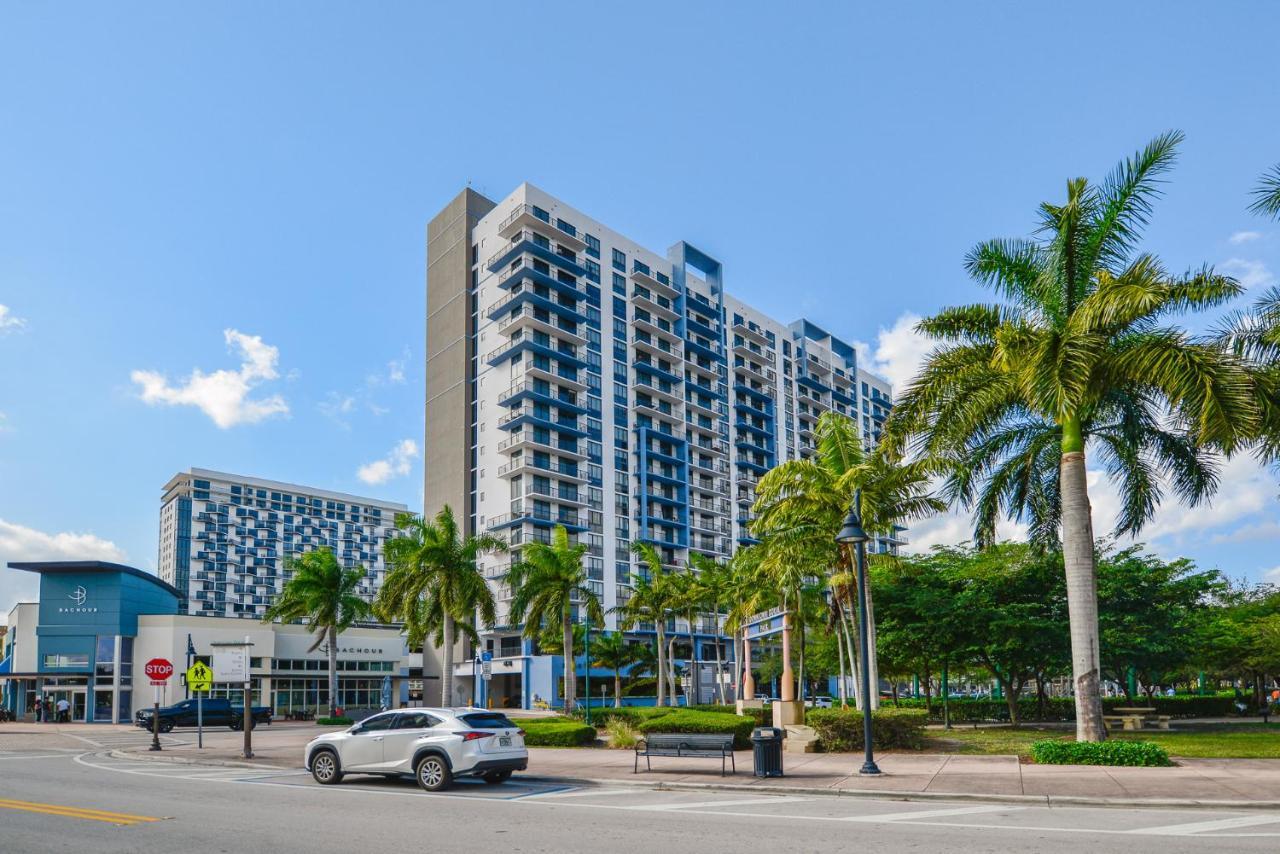 Cozy 1- 1 Bedroom Steps From Downtown Doral Park Miami Eksteriør bilde